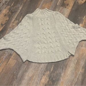 360 Cashmere Poncho Sweater Grey Cable Knit Size XS Slouchy Batwing Sleeves